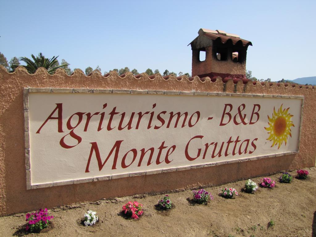 B&B Monte Gruttas Camisa Bagian luar foto