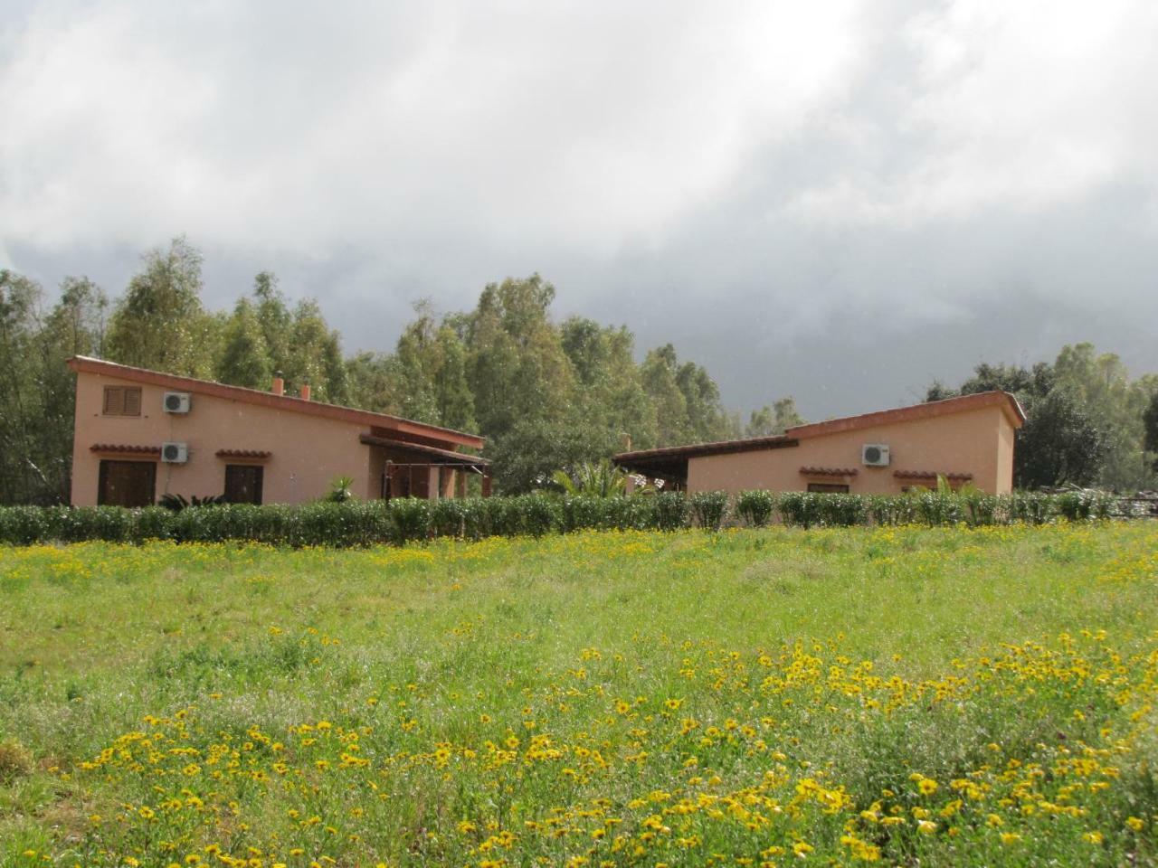 B&B Monte Gruttas Camisa Bagian luar foto