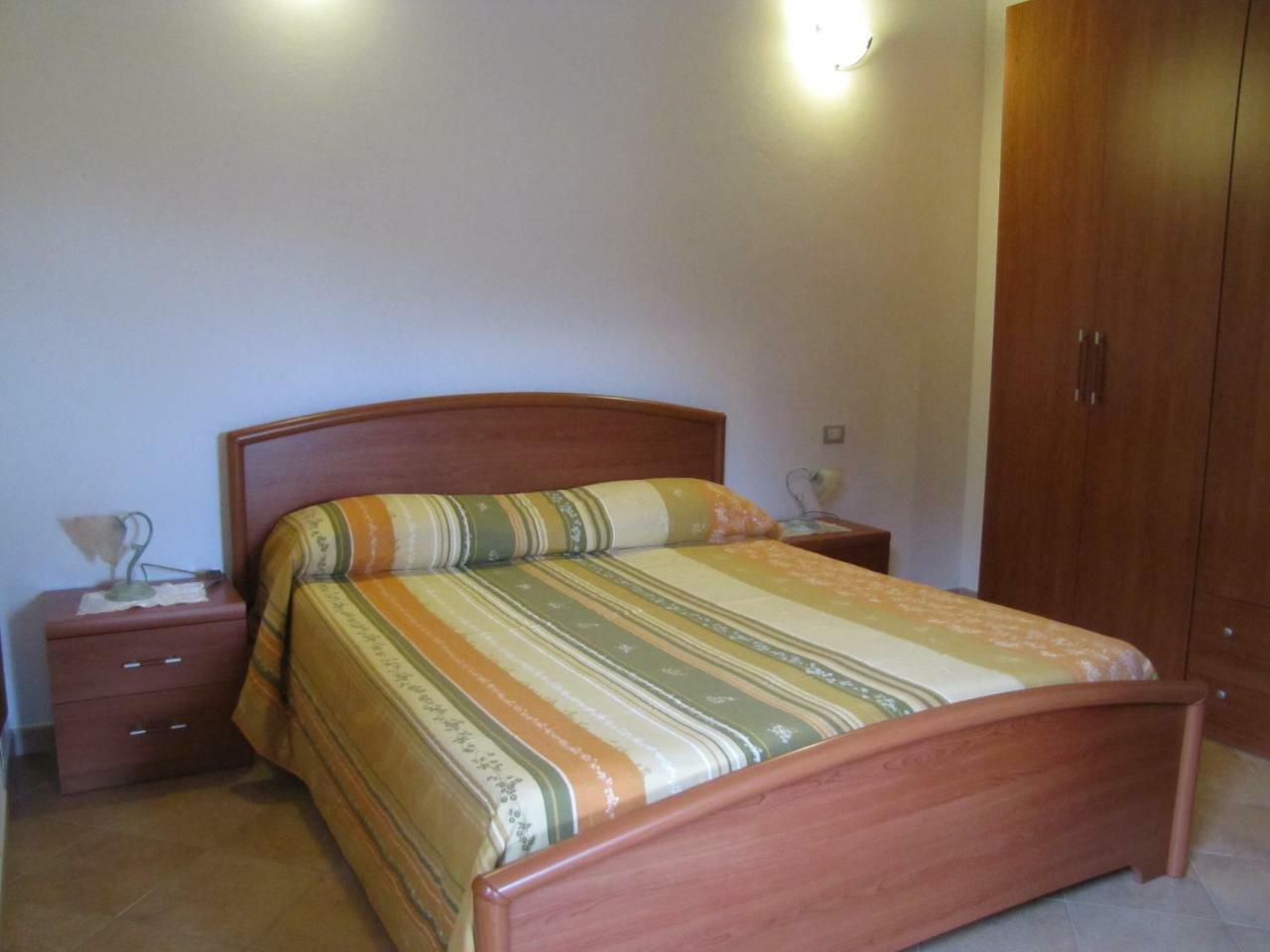 B&B Monte Gruttas Camisa Bagian luar foto