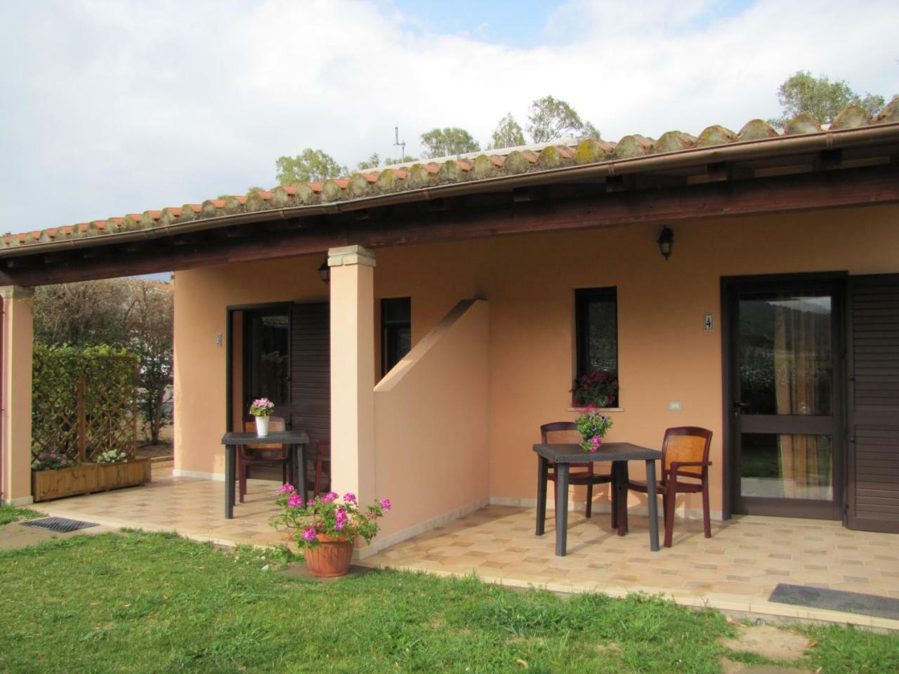 B&B Monte Gruttas Camisa Bagian luar foto