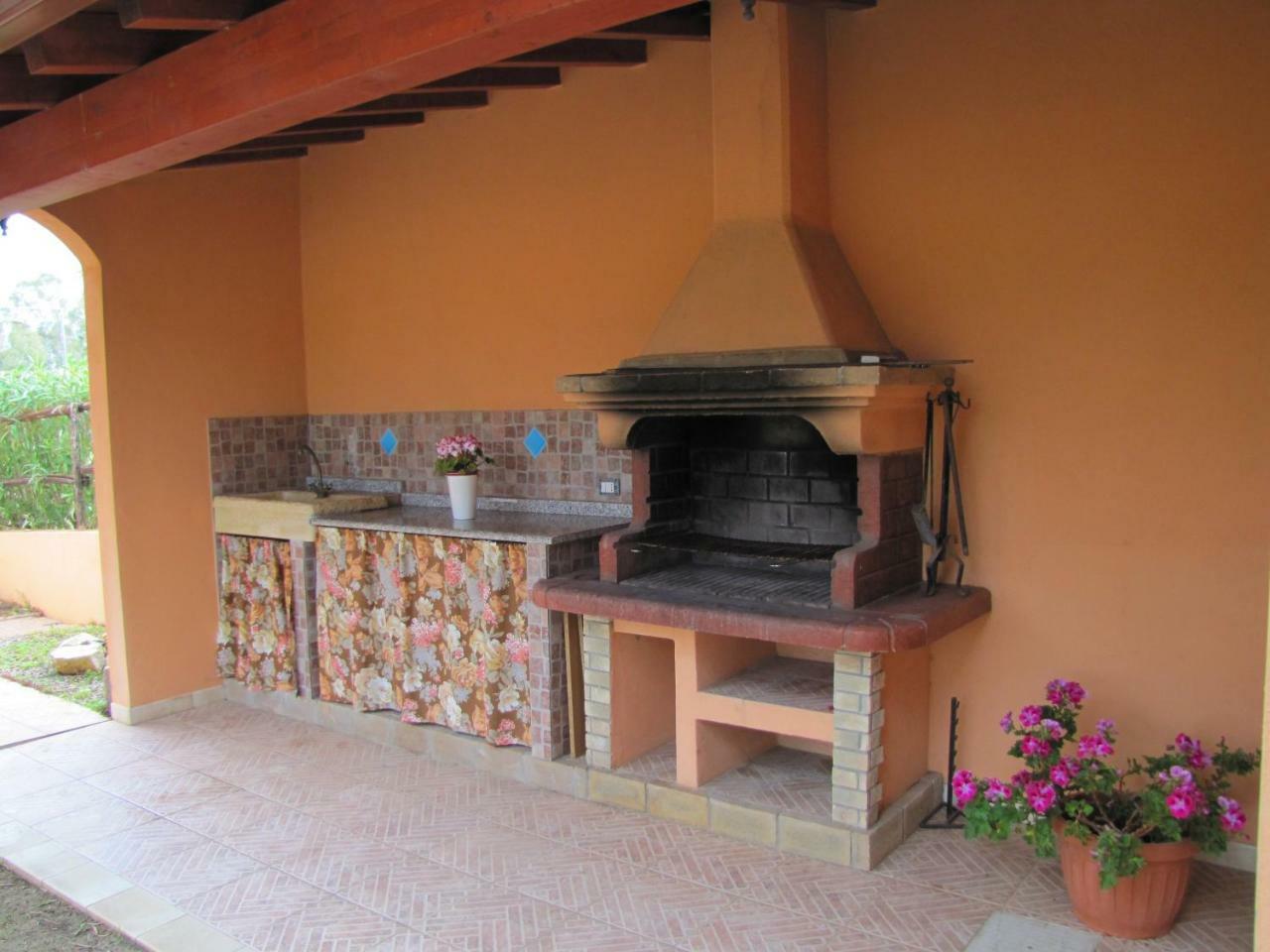 B&B Monte Gruttas Camisa Bagian luar foto