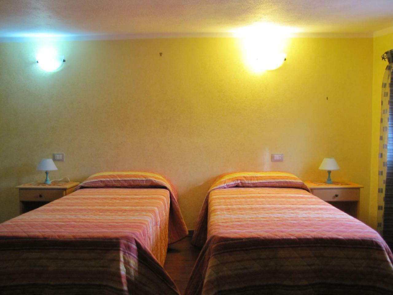 B&B Monte Gruttas Camisa Bagian luar foto