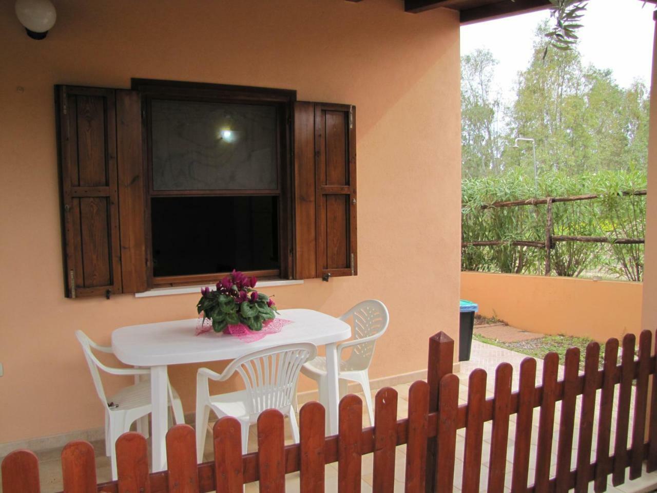 B&B Monte Gruttas Camisa Bagian luar foto