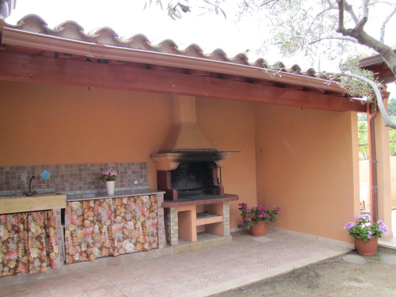 B&B Monte Gruttas Camisa Bagian luar foto