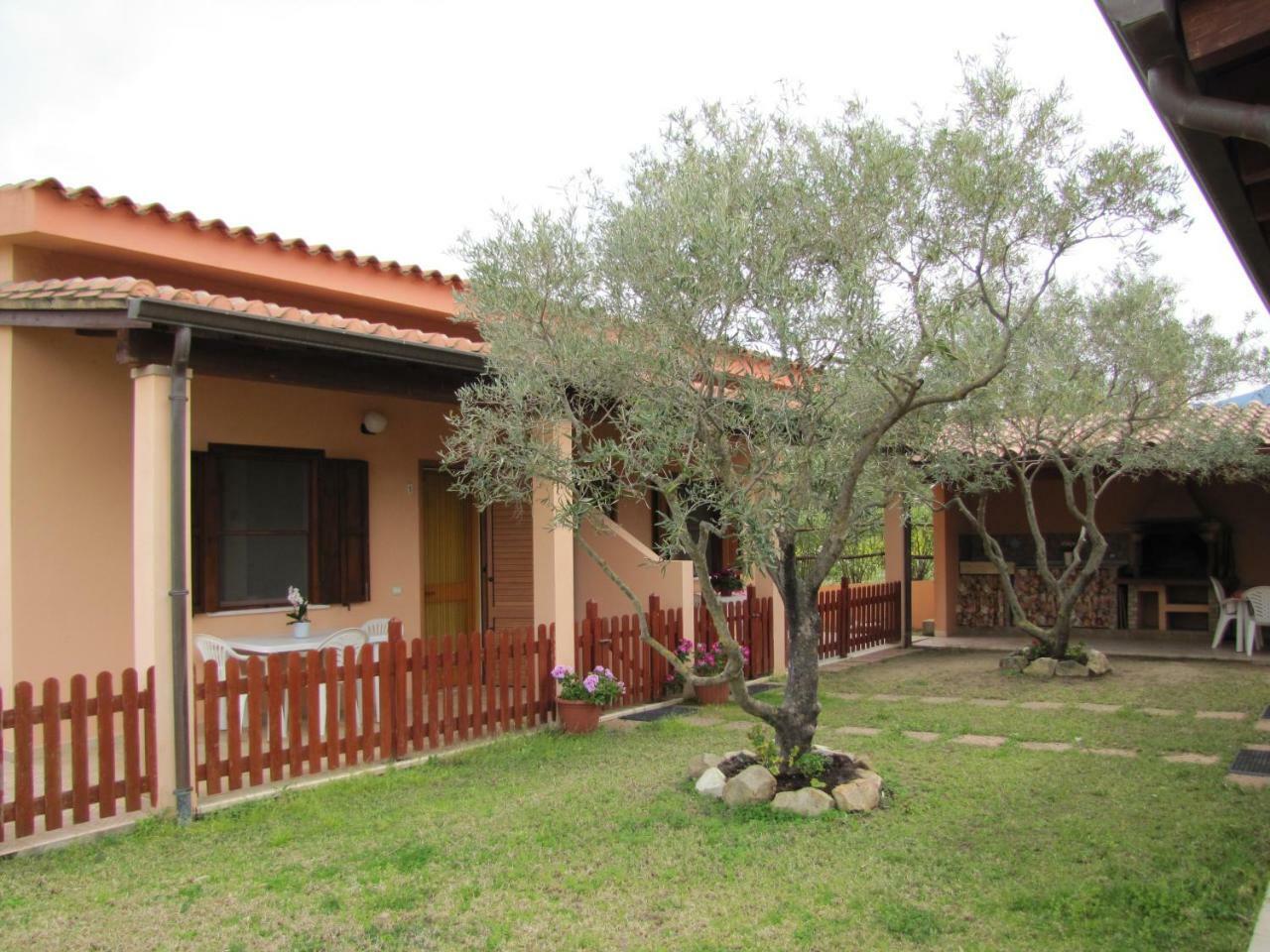 B&B Monte Gruttas Camisa Bagian luar foto